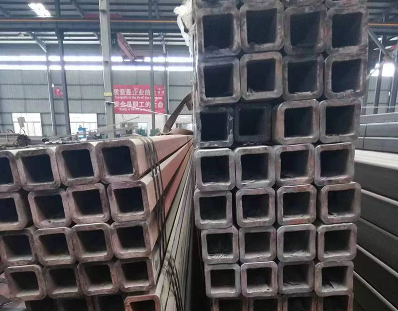 安吉无缝方管裂缝