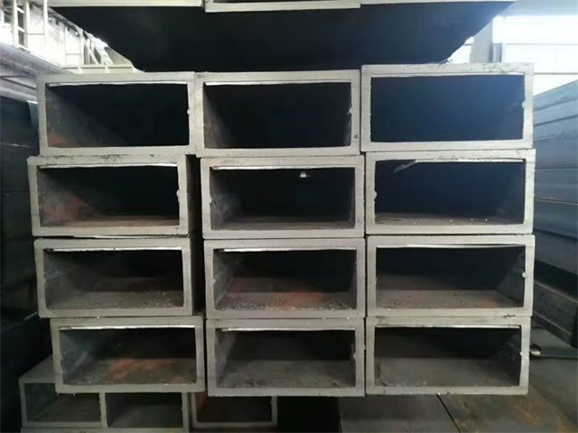 安吉Q235冷拔方管材质特点 适用工程场景分析